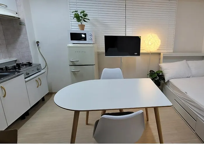 아파트 9월 특가, 강남, 코엑스,잠실, 코엑스, 잠실, 롯데 타워, Kspo돔, 성형,daechi Sky Gangnam 서울특별시